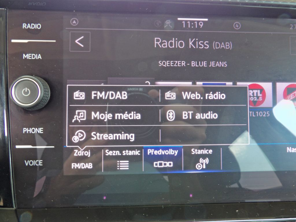 volkswagen-t-cross-1-0tsi-70kw-virtual-acc-carplay - 8