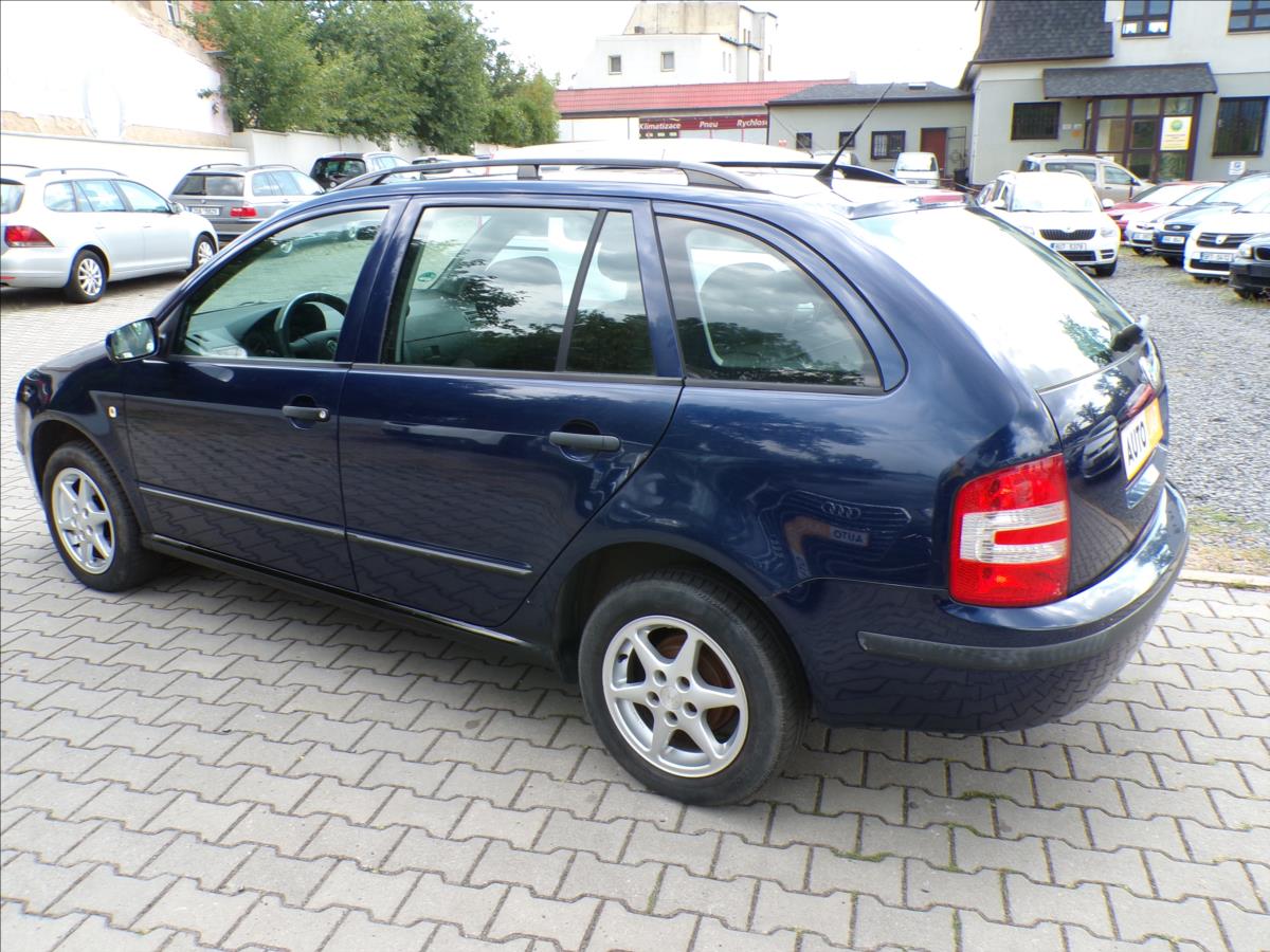 skoda-fabia-1-4-16v-elegance-klimatizace - 5