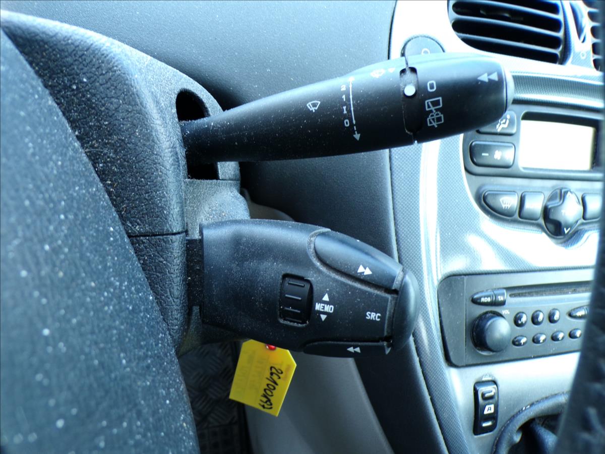 citroen-xsara-picasso-1-6-tazne-zarizeni - 9