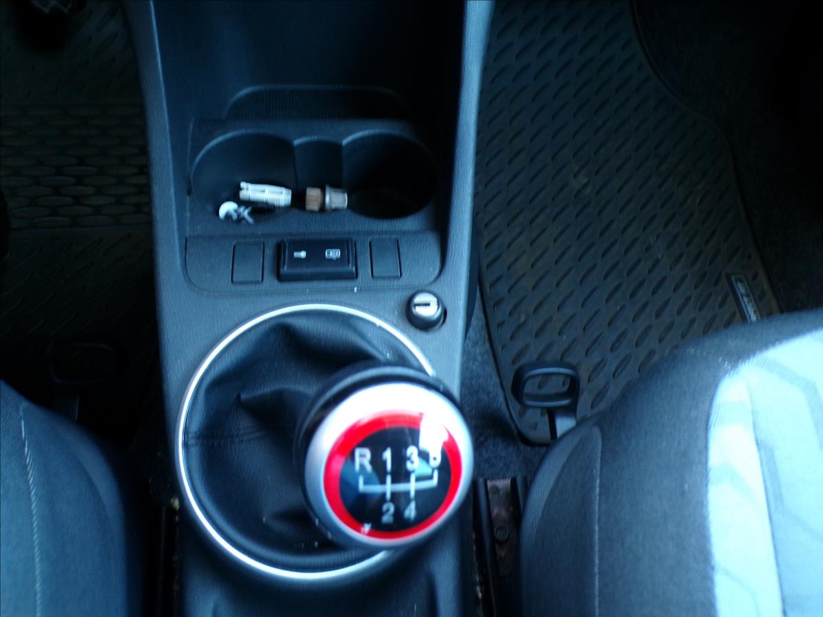 skoda-fabia-1-2-htp - 8