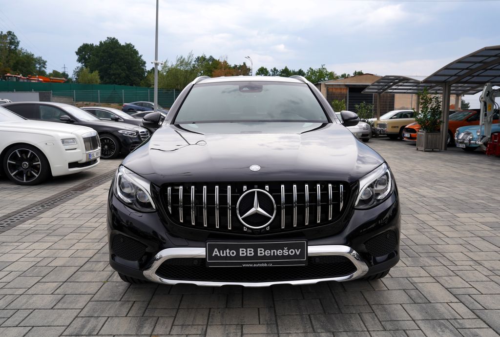 Mercedes-Benz GLC 250i 4Matic/kůže/Led/9AT/ČR