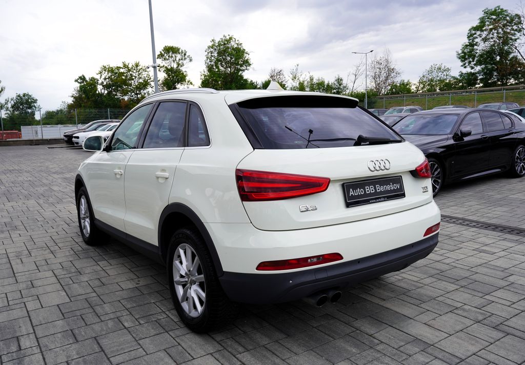 audi-q3-2-0-tdi-quattro-automat-180-ps - 3