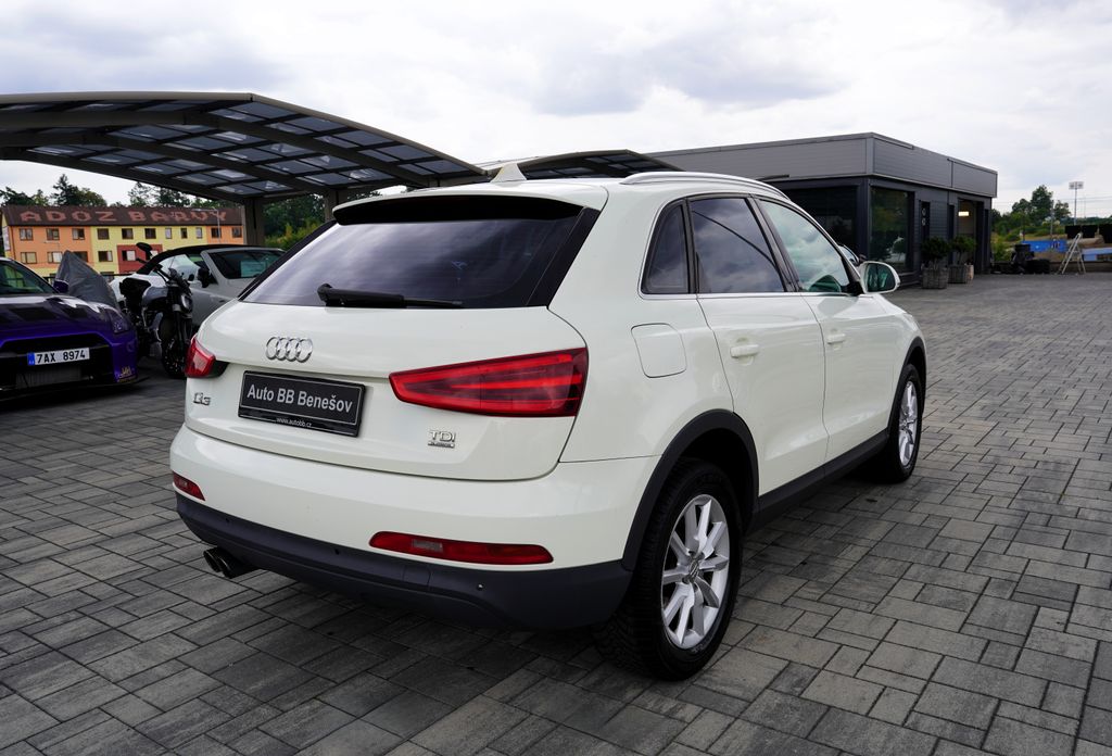 audi-q3-2-0-tdi-quattro-automat-180-ps - 5
