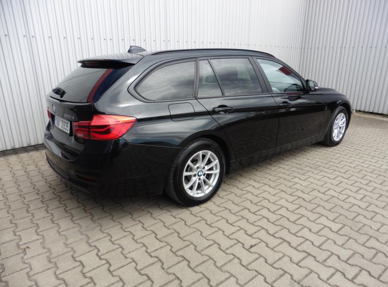 bmw-rada-3-320d-xdrive-advantage-touring - 3