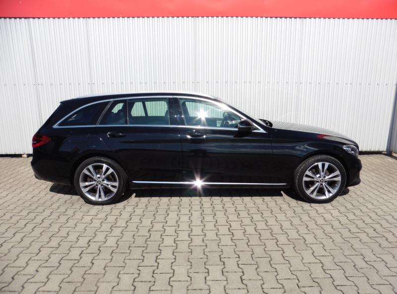 mercedes-benz-tridy-c-220d-4matic-avantgarde-navi - 4