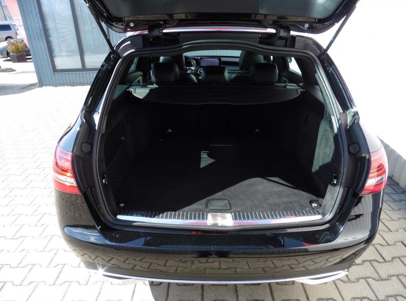 mercedes-benz-tridy-c-220d-4matic-avantgarde-navi - 7