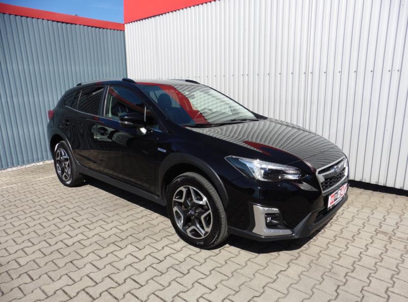 subaru-xv-2-0-exclusive-awd-a-t-eyesigh - 1