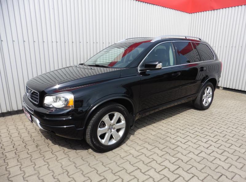Volvo XC90 2,4 D5 Summum AWD A/T Navi 7.m