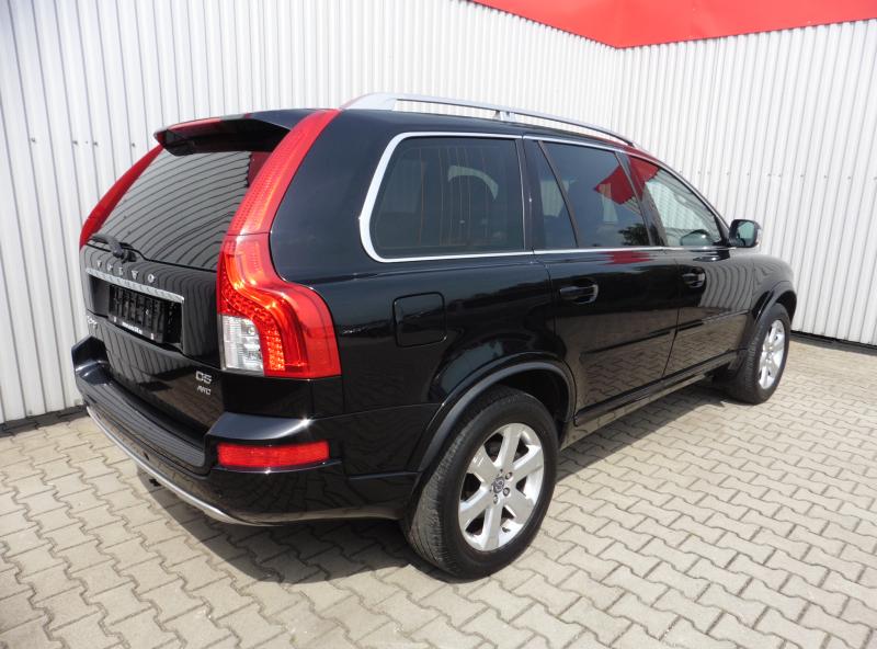volvo-xc90-2-4-d5-summum-awd-a-t-navi-7-m - 3