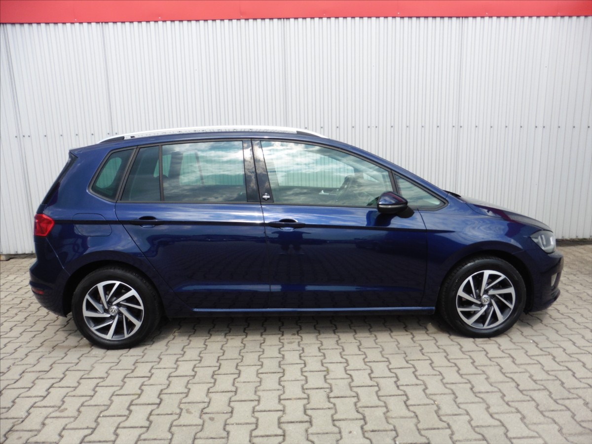 volkswagen-golf-sportsvan-2-0-tdi-comfortline-navi - 4