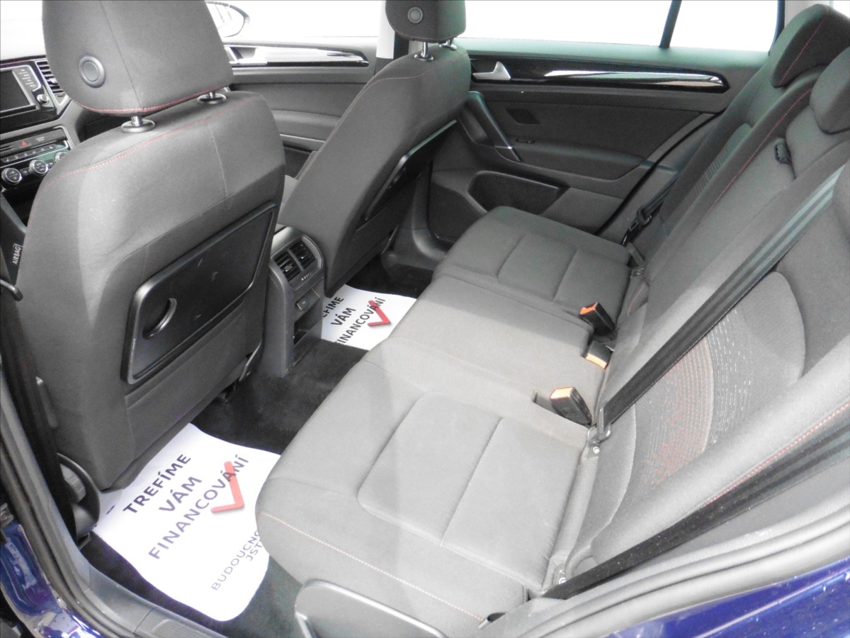 volkswagen-golf-sportsvan-2-0-tdi-comfortline-navi - 7