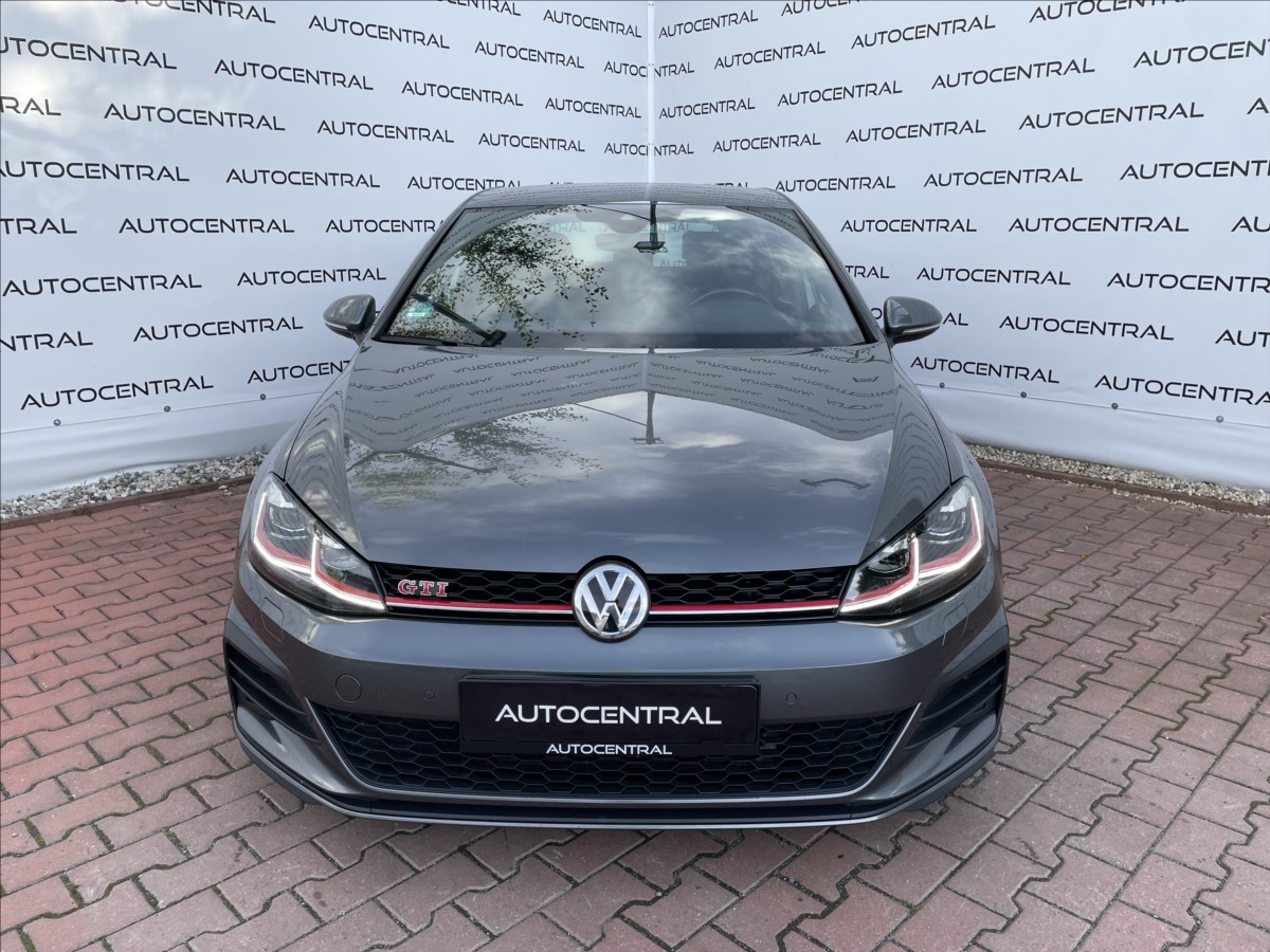 volkswagen-golf-2-0-gti-apr-210kw-performance - 1