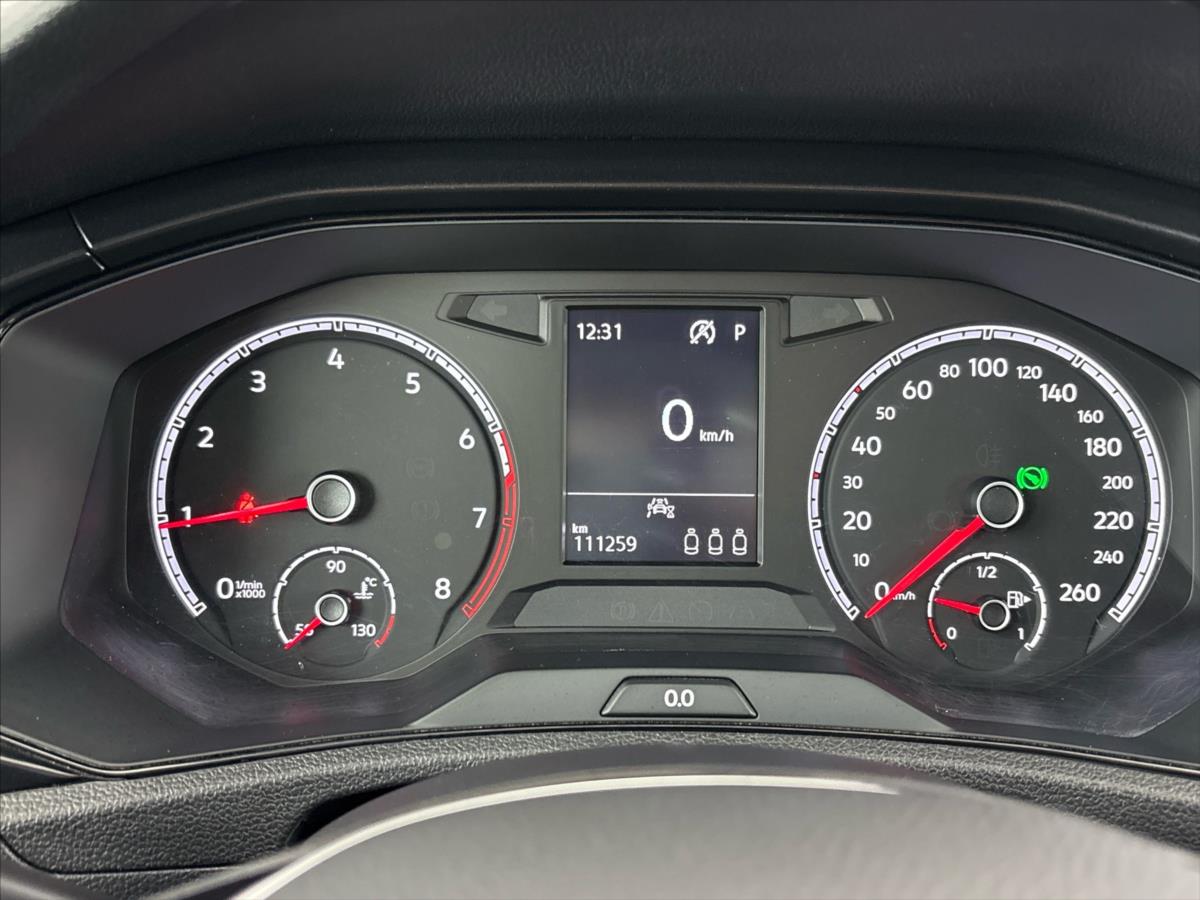 volkswagen-t-roc-1-5-1-5tsi-7dsg - 8