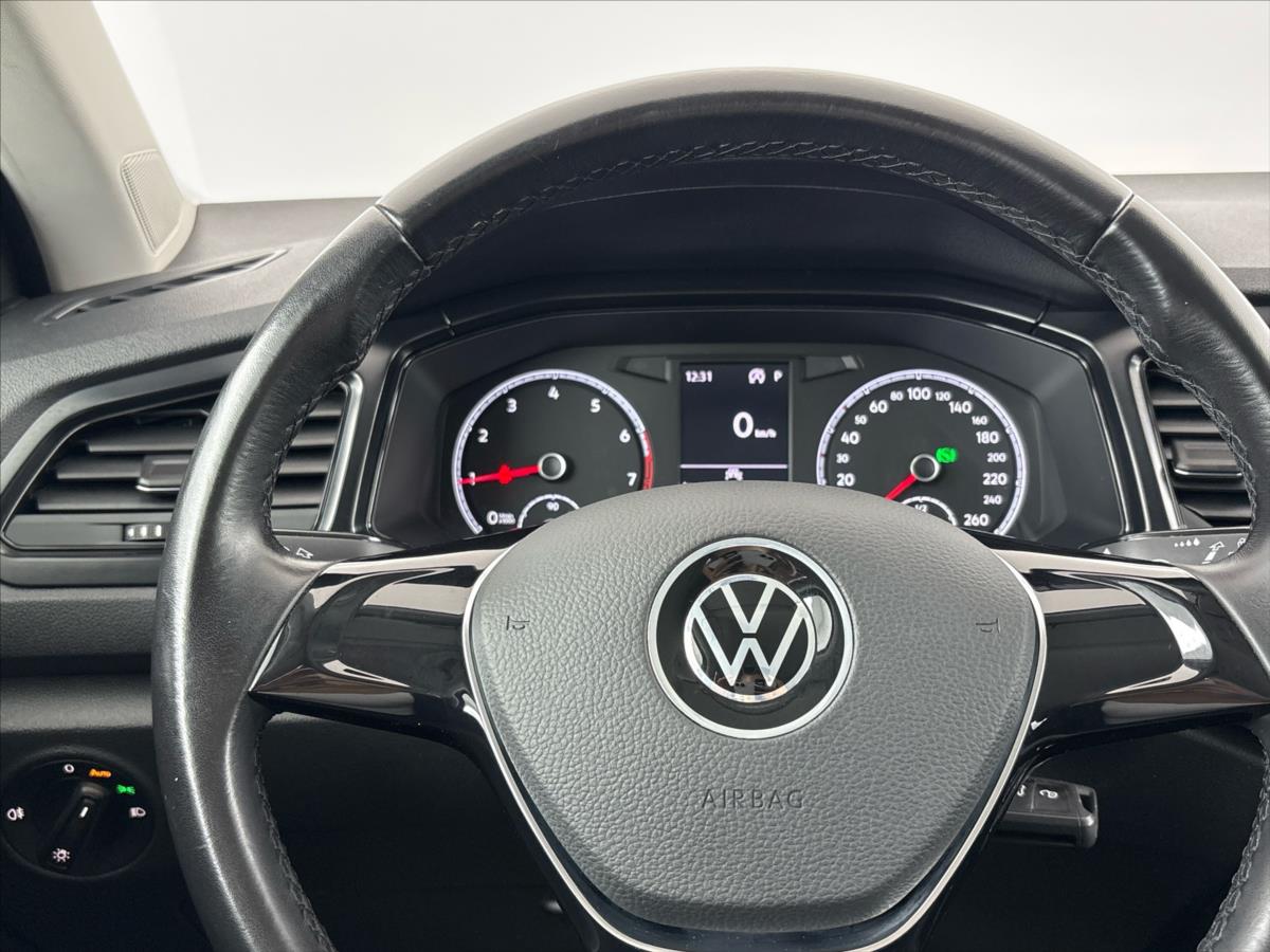 volkswagen-t-roc-1-5-1-5tsi-7dsg - 9