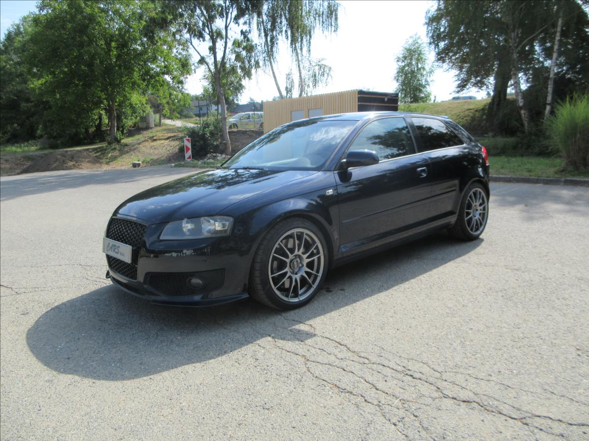 Audi A3 1,8 TFSi 118Kw, Navi, ALU OZ, sport výfuk