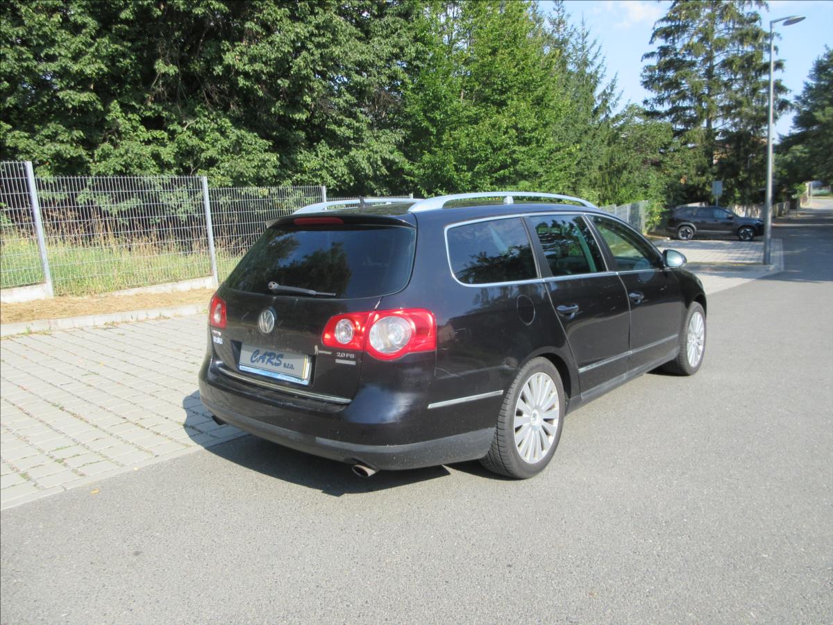 volkswagen-passat-2-0-fsi-110kw-4x4-kuze-xenon-nove-v-cr - 8