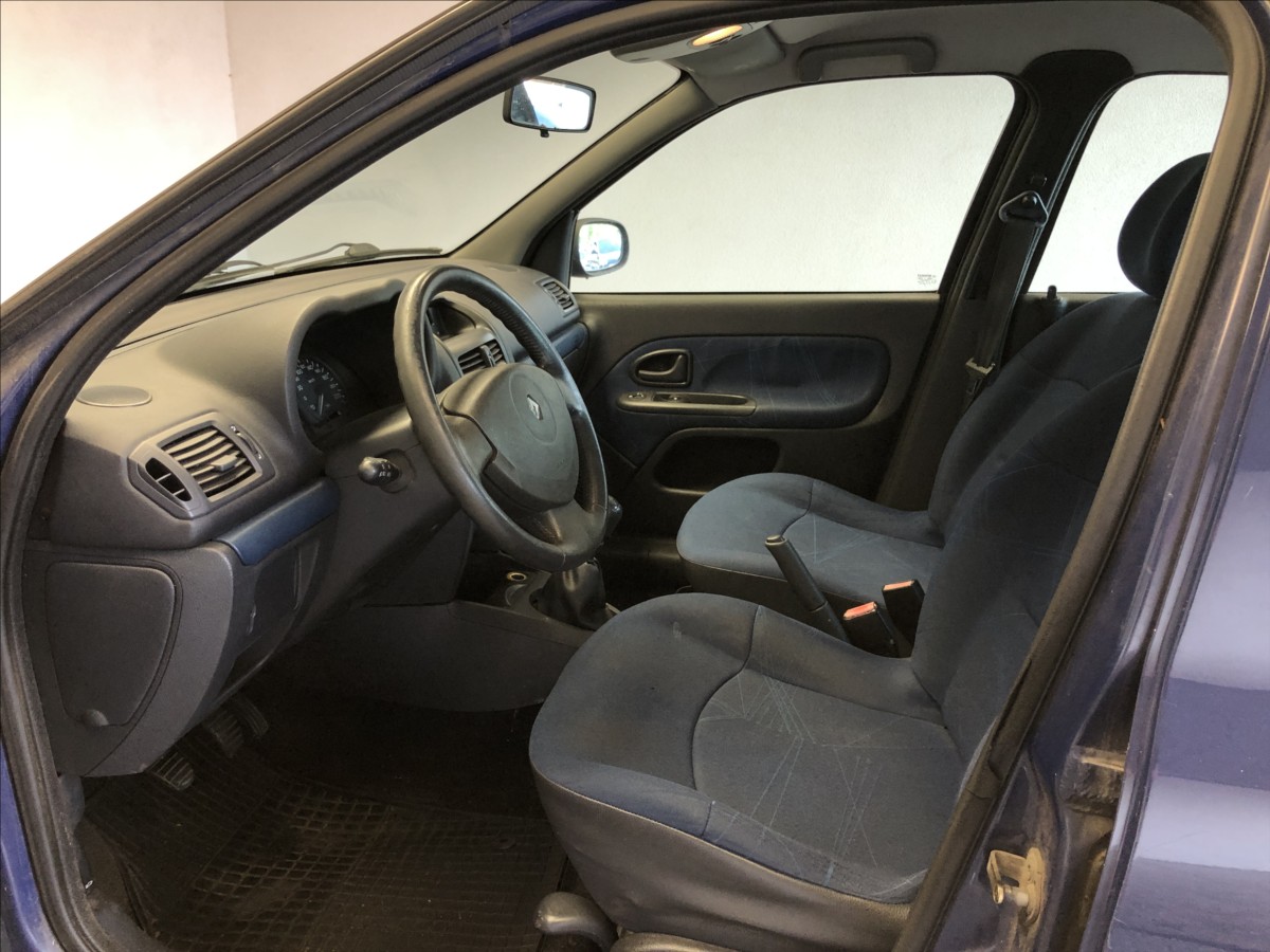 renault-clio-1-5-dci - 8
