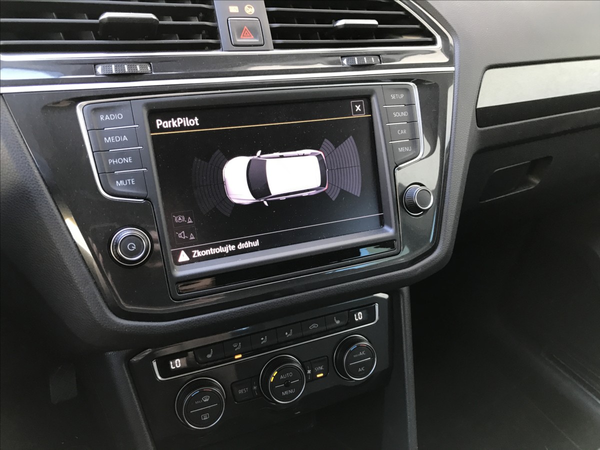 volkswagen-tiguan-2-0-tdi-4x4-110kw - 8