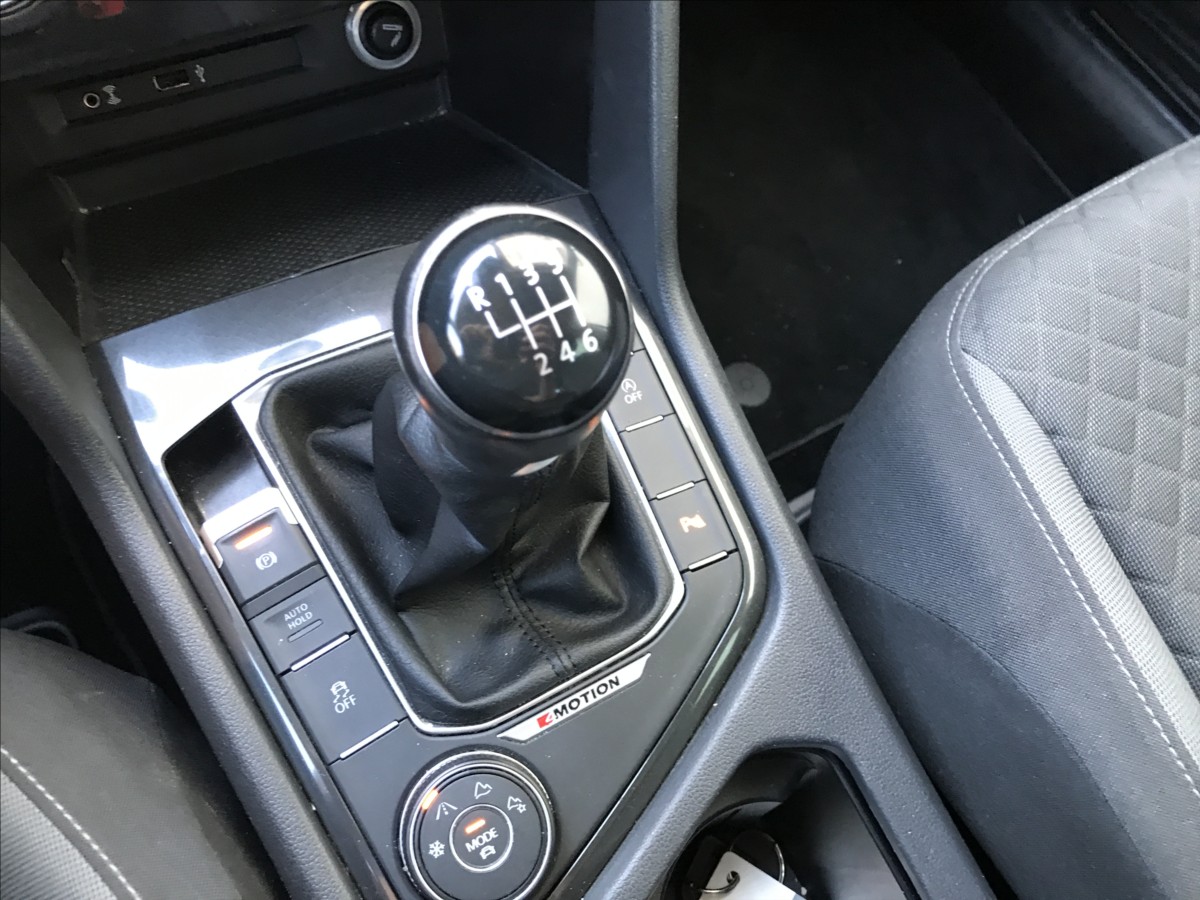 volkswagen-tiguan-2-0-tdi-4x4-110kw - 9