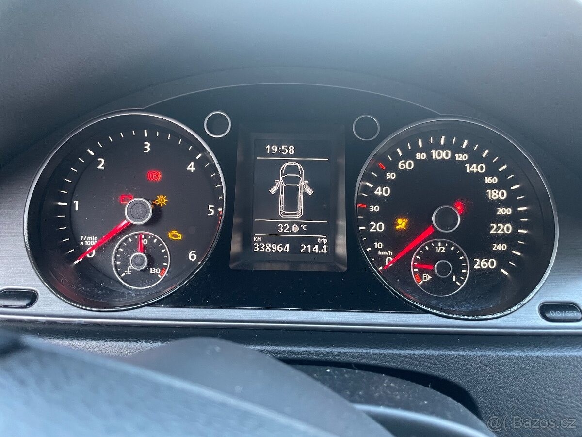 volkswagen-passat-variant-2-0-b7-tdi-130kw-r-v-2013 - 4