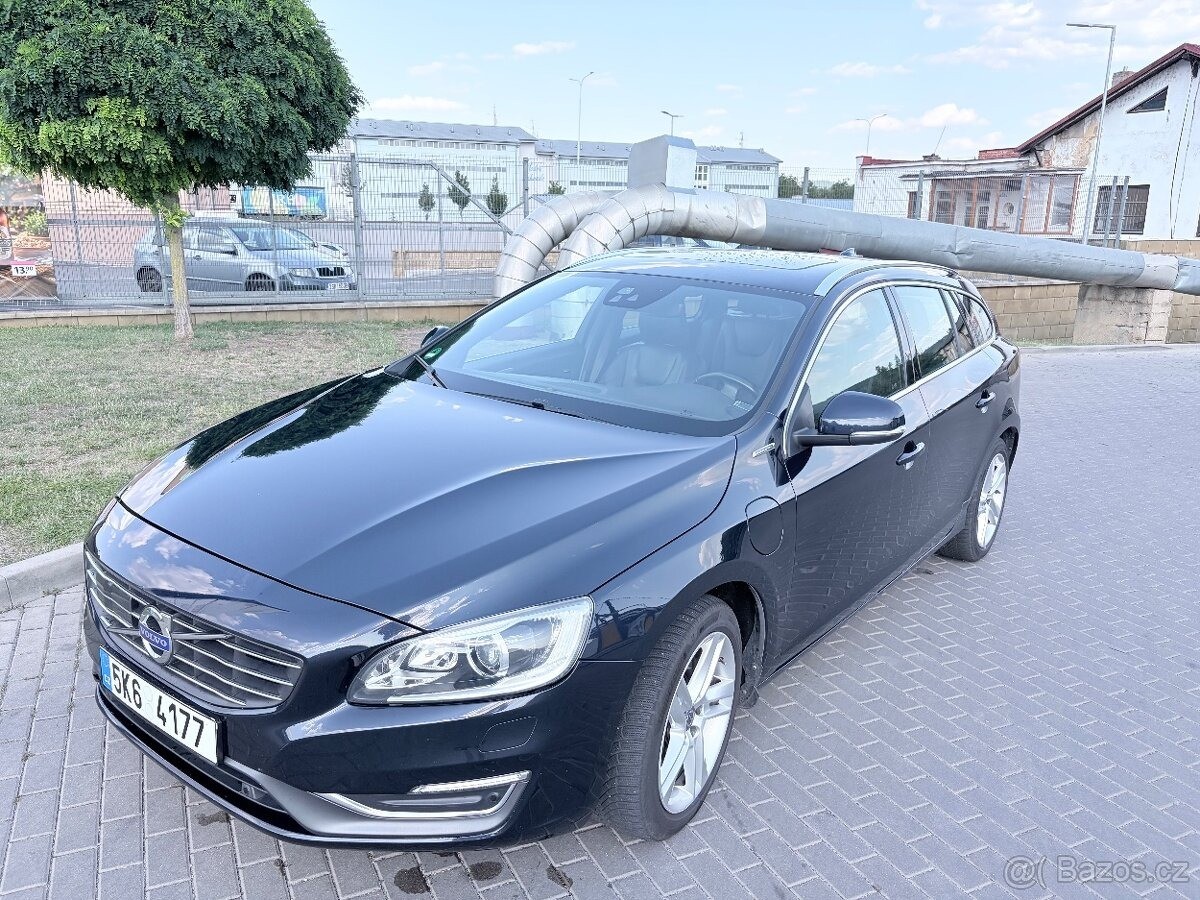 volvo-v60-2-4-d6-plug-in-hybrid - 1