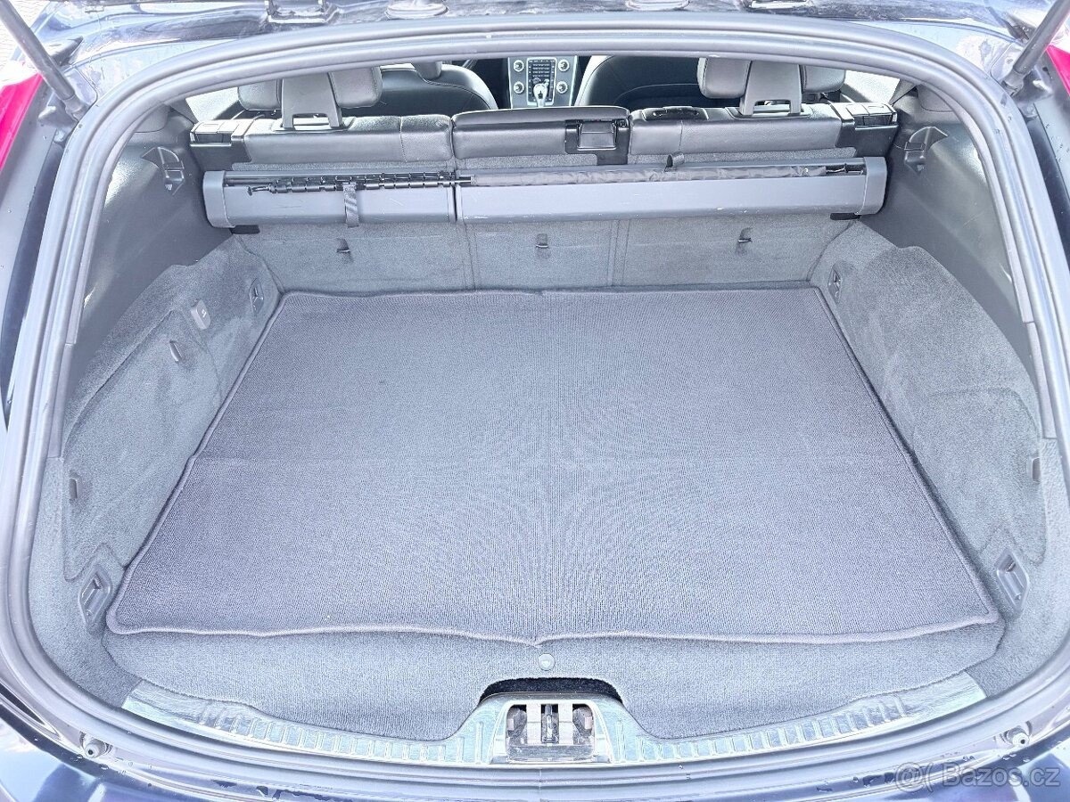 volvo-v60-2-4-d6-plug-in-hybrid - 7