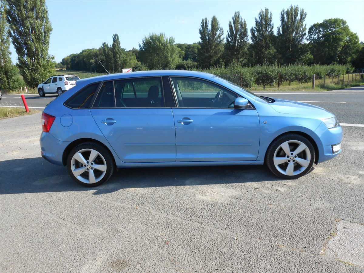 skoda-rapid-1-2-77-kw-spaceback-serviska - 6