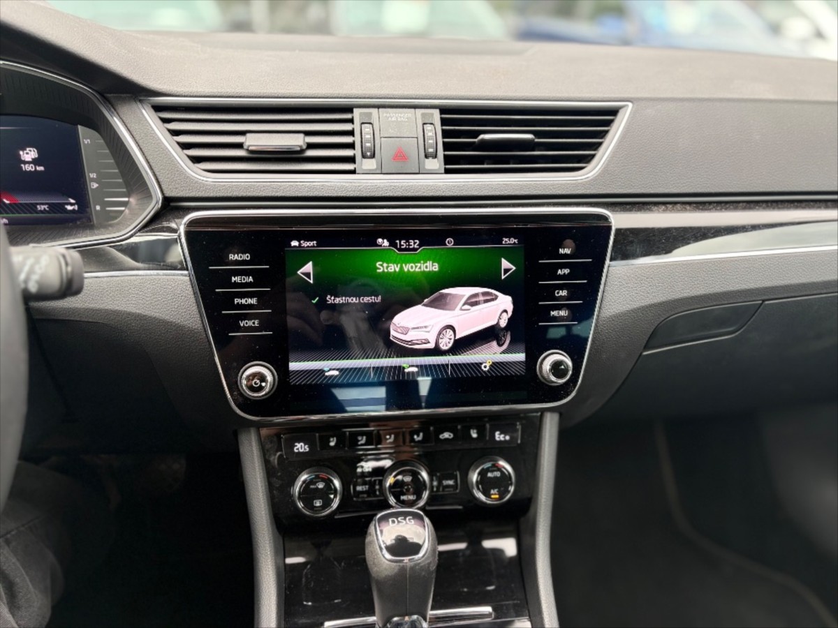 skoda-superb-1-4-tsi-iv-laurin-klement-dph - 9