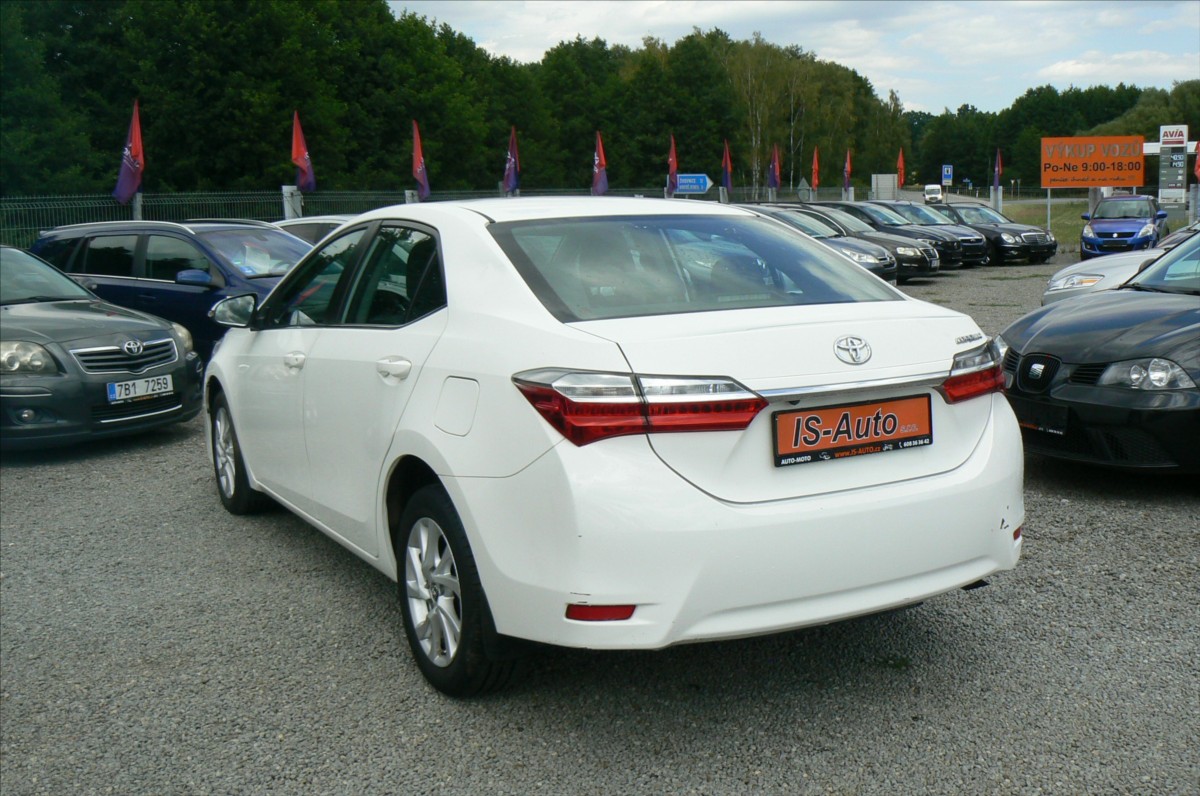 toyota-corolla-1-6-vvt-i-dph - 3