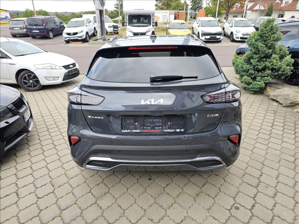 kia-xceed-xceed-cd-1-6-t-gdi-gpf-7dct-gt-line-132-kw - 3