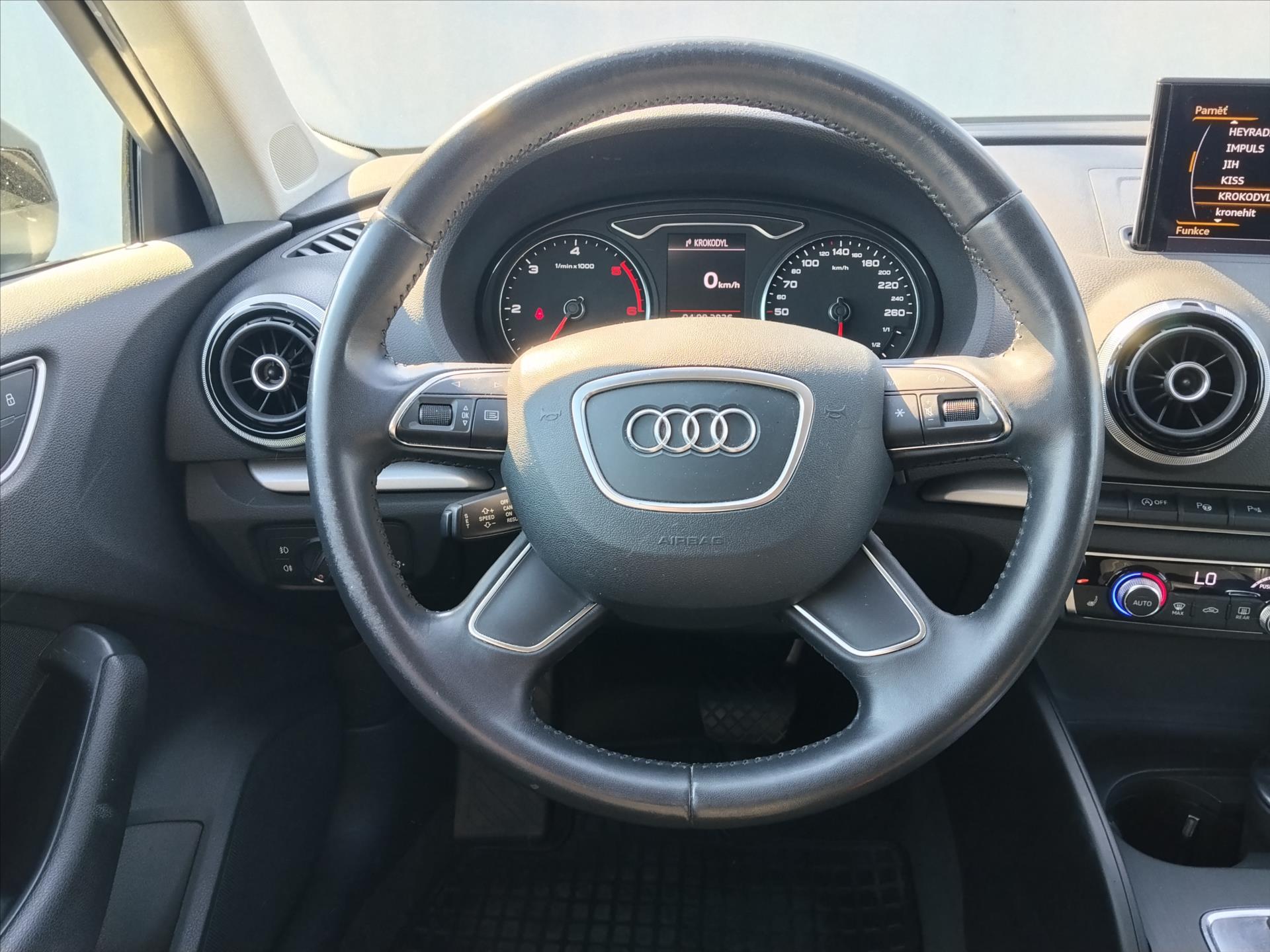 audi-a3-1-6-a3-sportback - 4