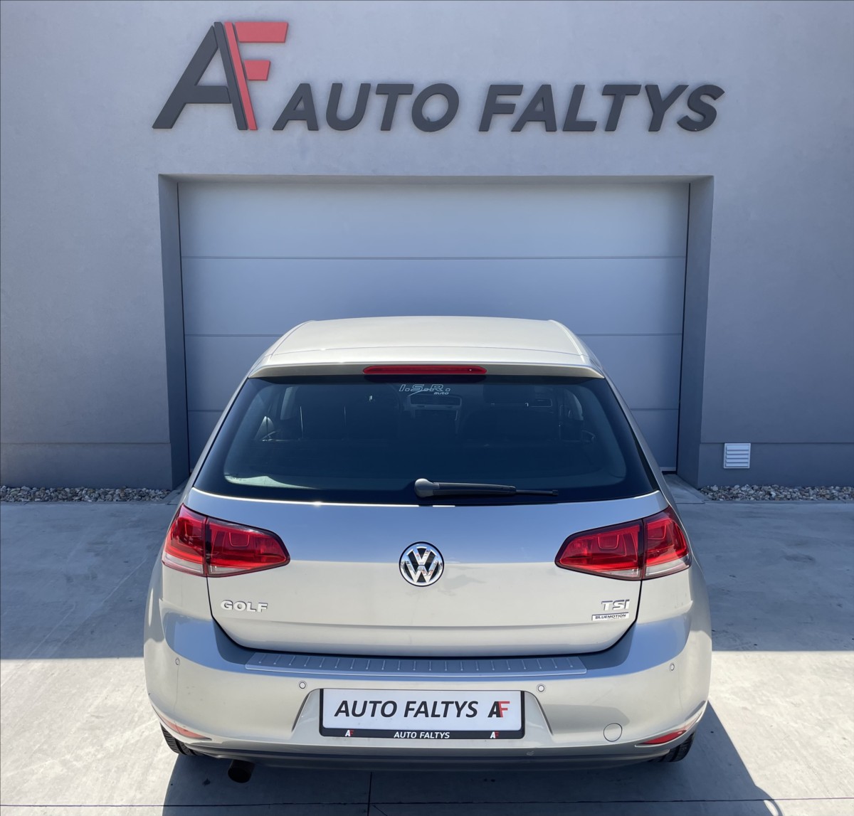 volkswagen-golf-1-2-tsi-77kw-dsg-cr-1-maj - 3