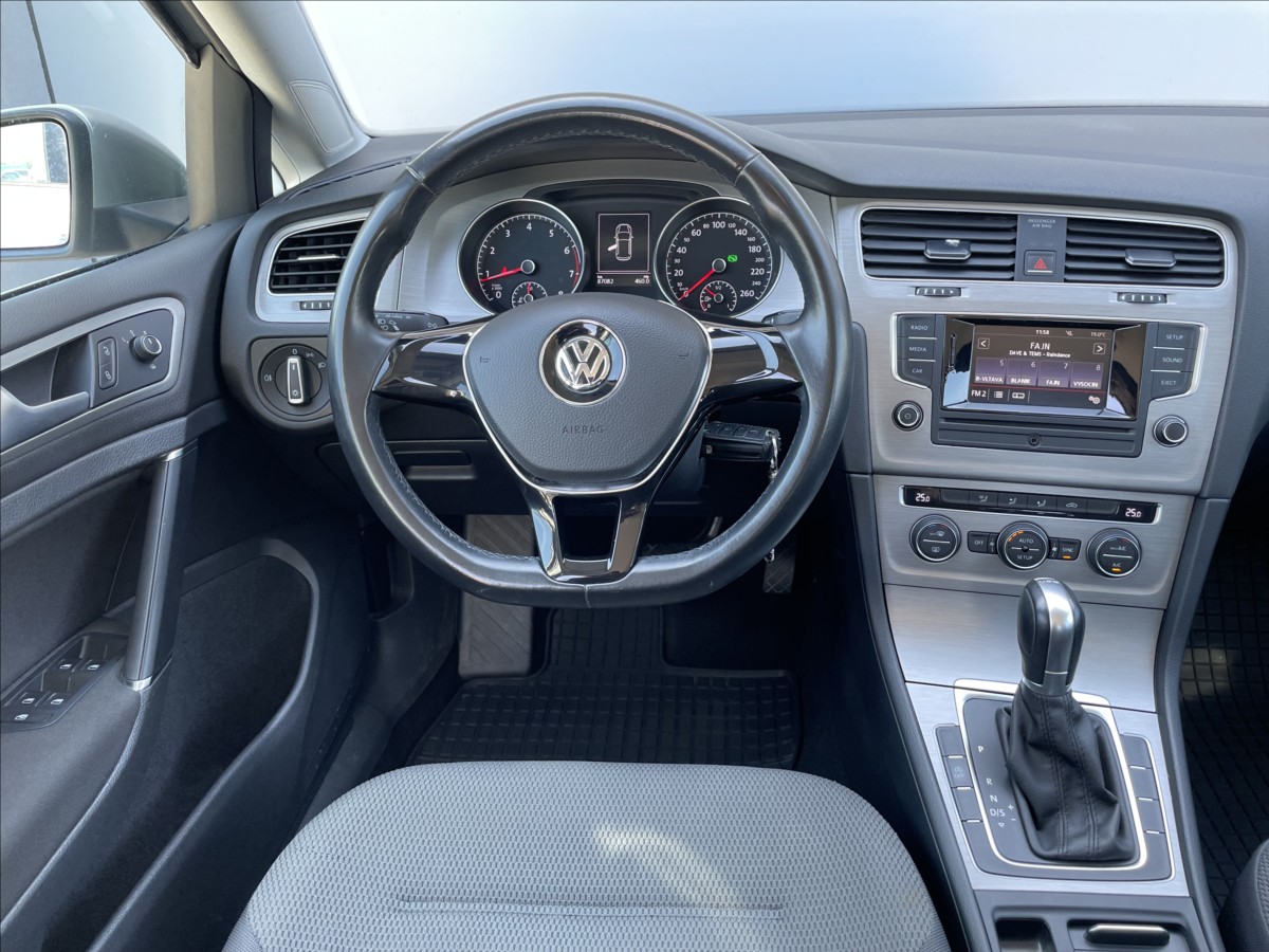 volkswagen-golf-1-2-tsi-77kw-dsg-cr-1-maj - 9