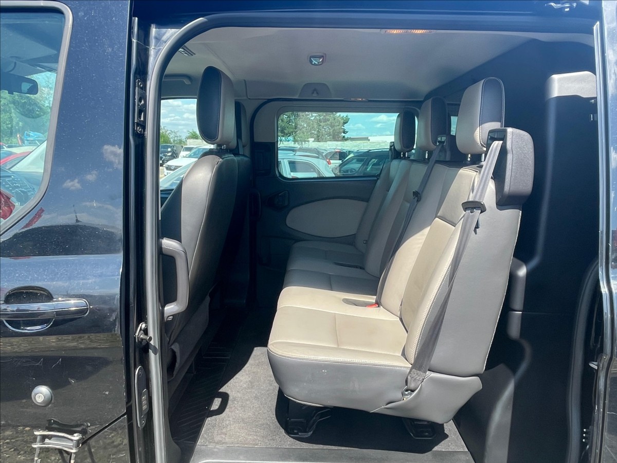 ford-transit-custom-2-2-tdci-minibus - 8