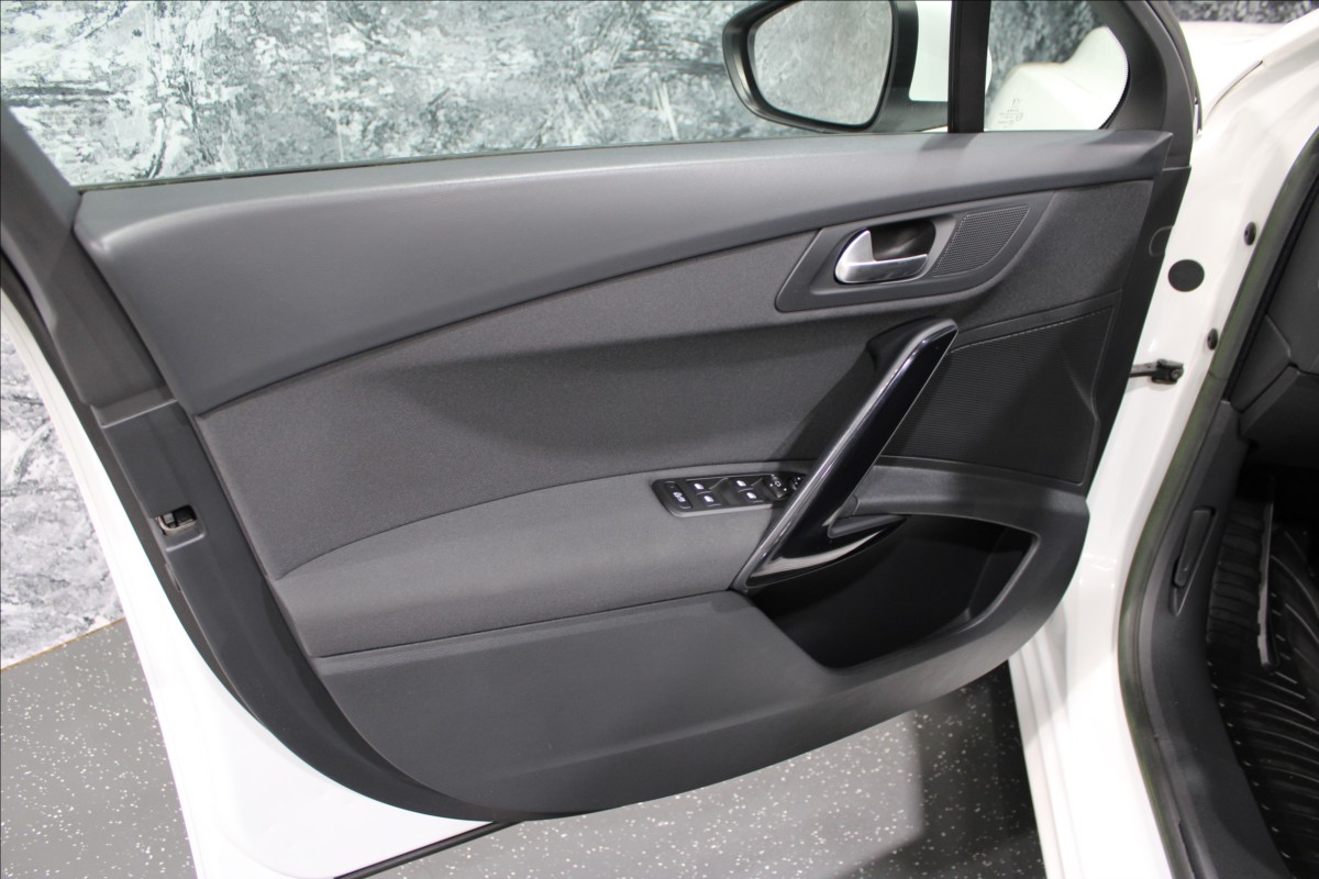 peugeot-508-1-6-16v-cz-puvod-nizky-najezd - 7