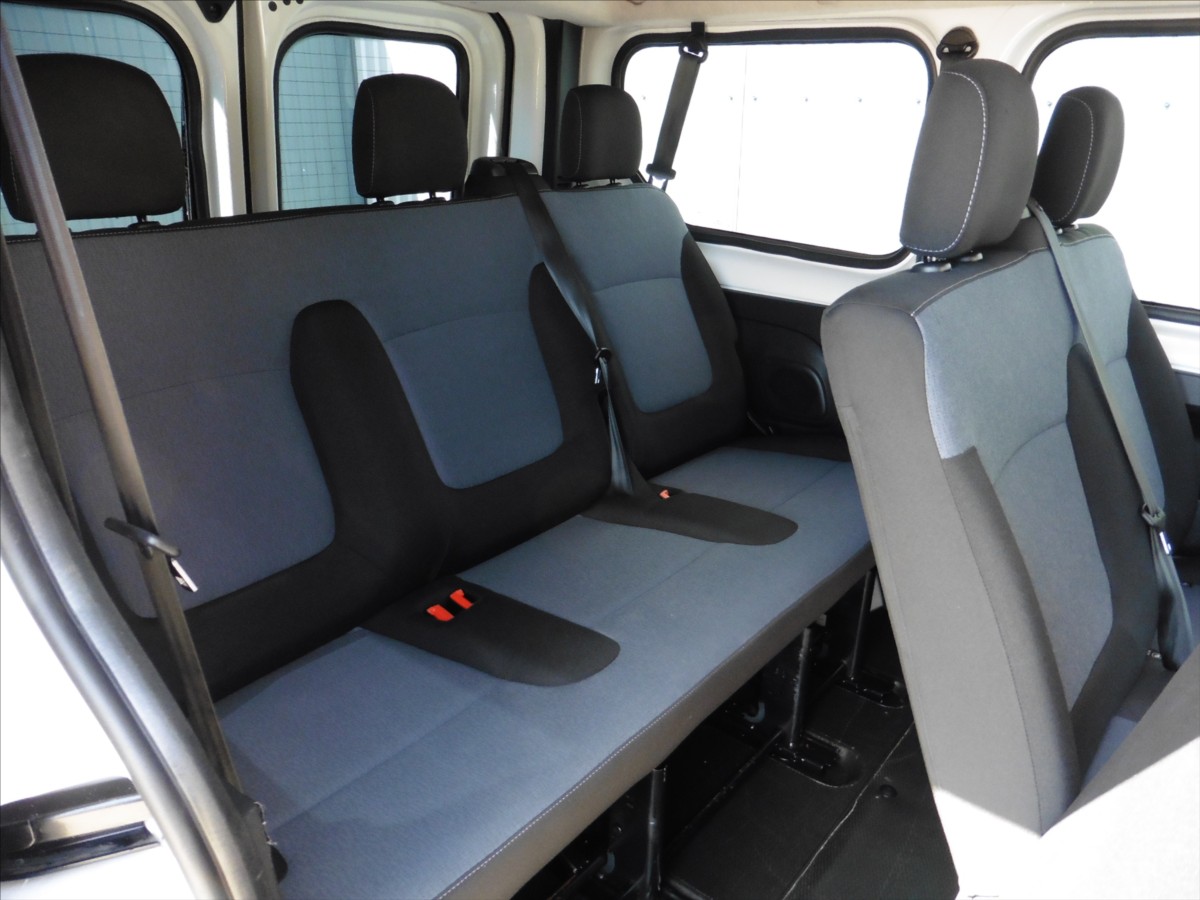 opel-vivaro-1-6-cdti-biturbo-125-l1h1 - 7