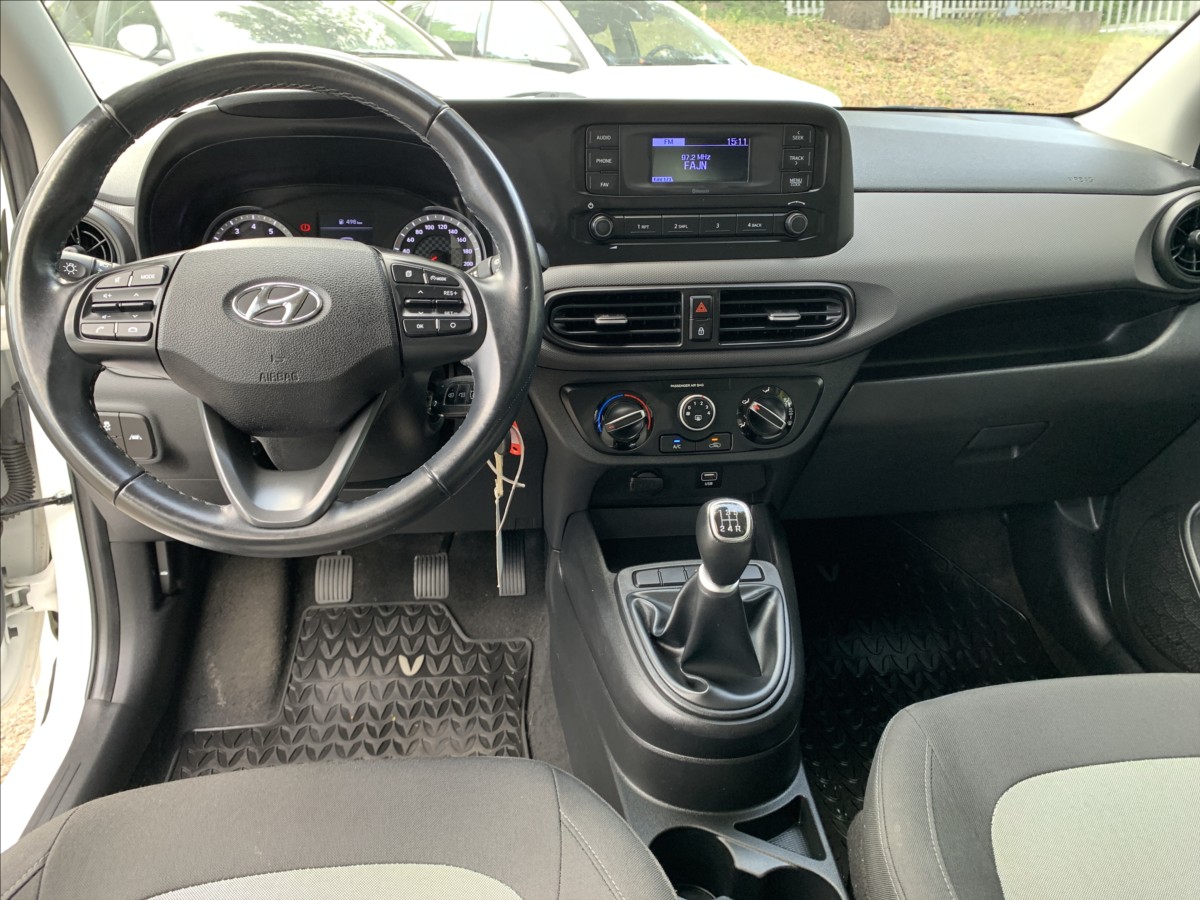 hyundai-i10-1-0-i-1-majitel-cr-serviska - 8