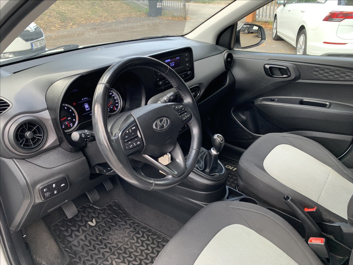 hyundai-i10-1-0-i-1-majitel-cr-serviska - 9