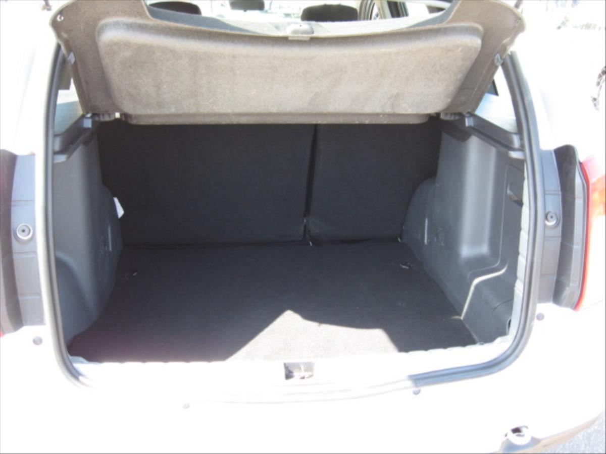 dacia-duster-1-6-i - 9