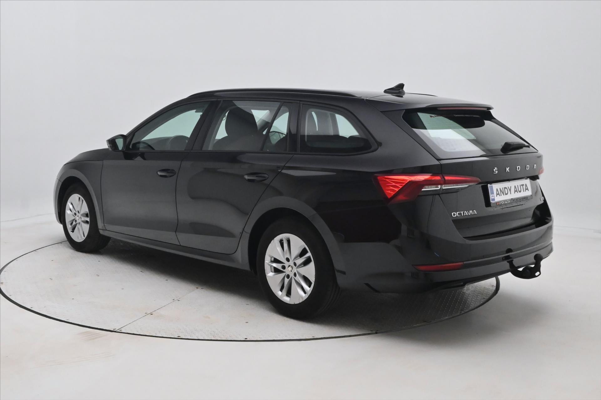 skoda-octavia-1-0-tsi-81kw-m-hev-dsg-zaruka-az-5-let - 6