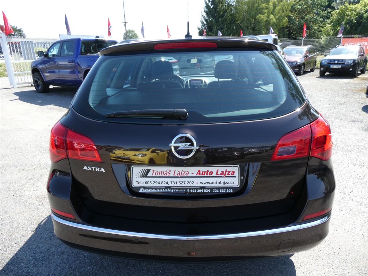 opel-astra-1-4-i-88kw-klima-serviska - 7