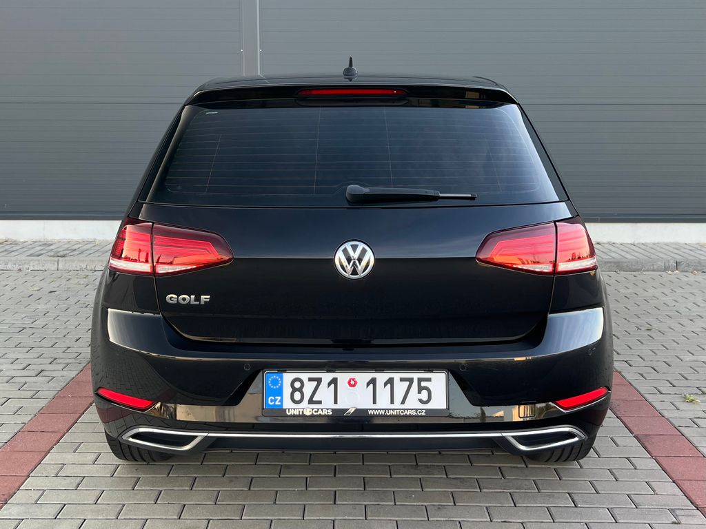 volkswagen-golf-2-0-tdi-dsg-highline - 4