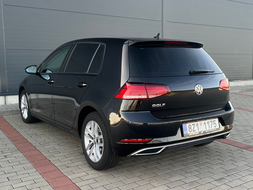 volkswagen-golf-2-0-tdi-dsg-highline - 5