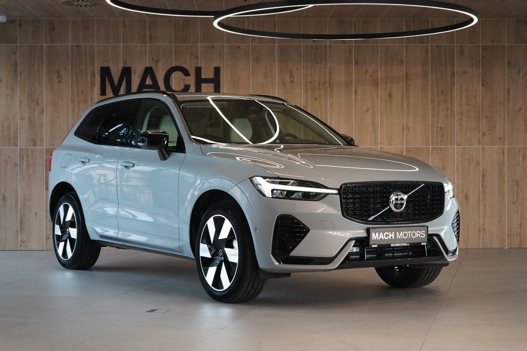 volvo-xc60-t8-ultra-dark-phev-pano-360 - 3