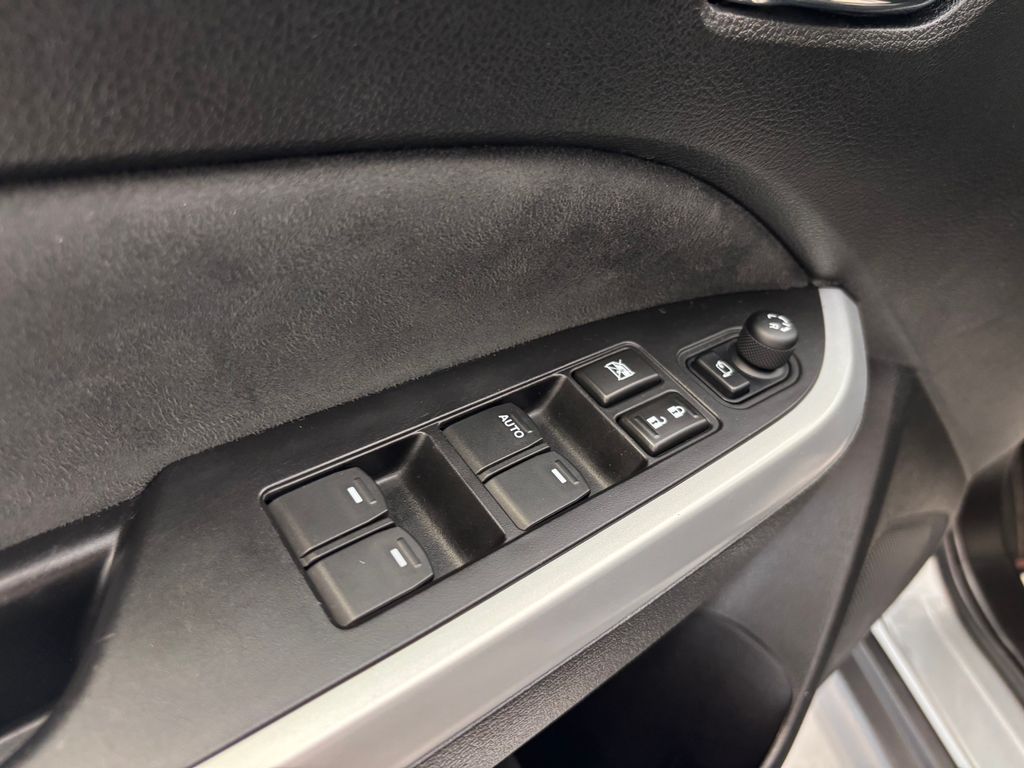 suzuki-vitara-allgrip-1-4-boosterjet - 9