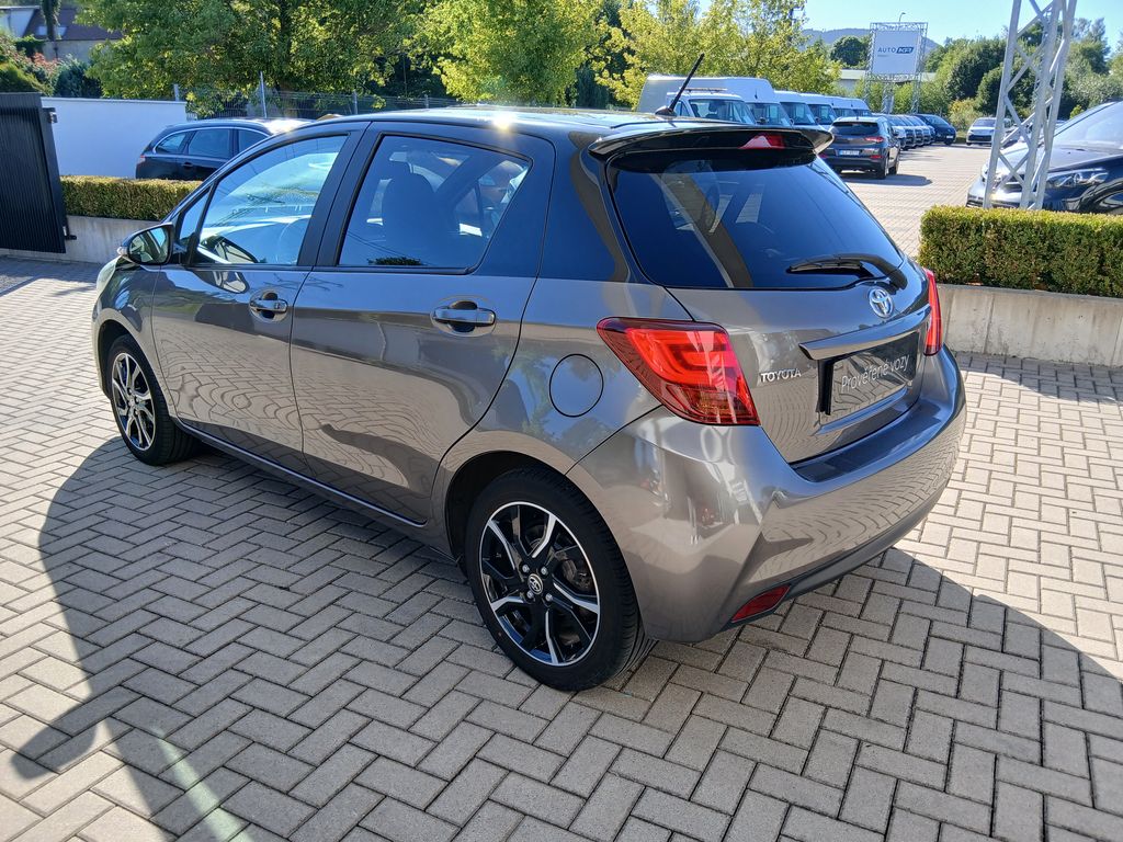 toyota-yaris-1-3-vvt-i-73kw-selection - 3