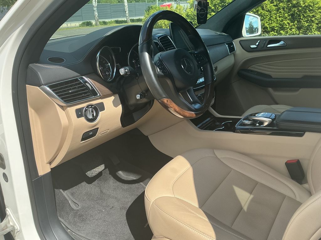 mercedes-benz-gle-350-d-amg-4matic - 9