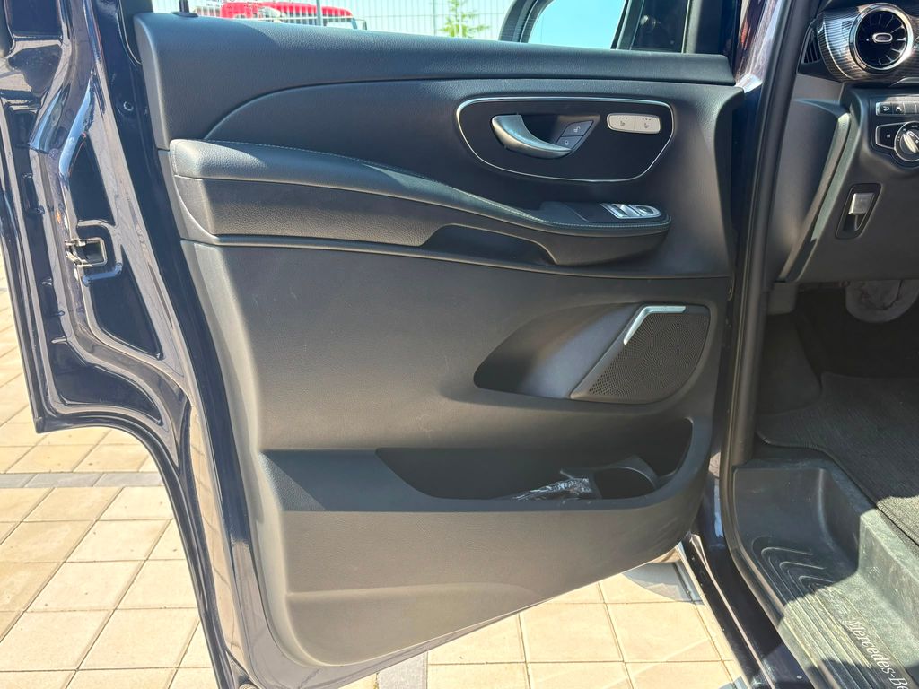 mercedes-benz-tridy-v-300-d-xl-avantgarde-4matic-cz-dph-1-maj - 8