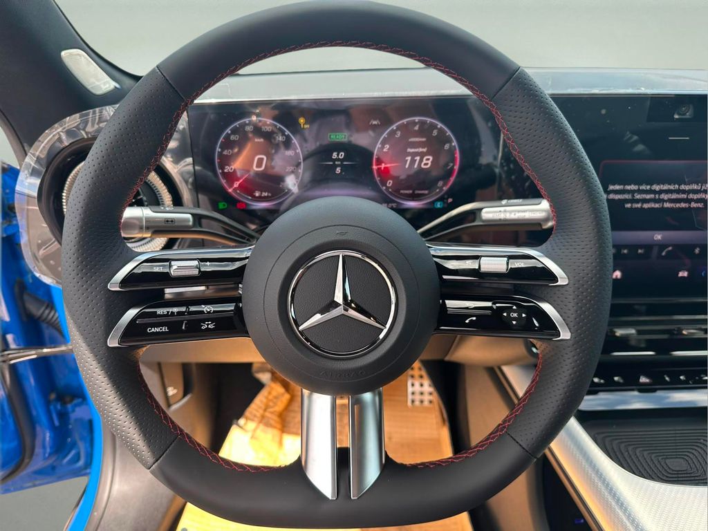 mercedes-benz-cla-220 - 8