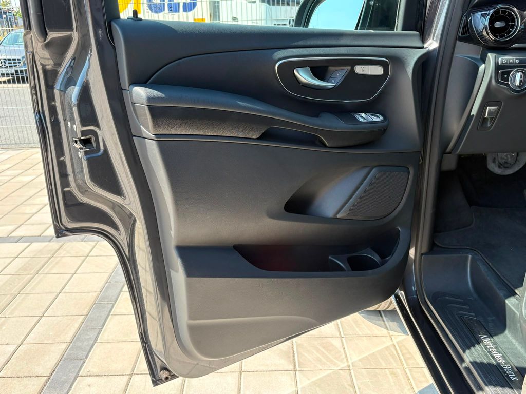 mercedes-benz-tridy-v-300d-4matic-long-avantgarde-cz-dph - 8